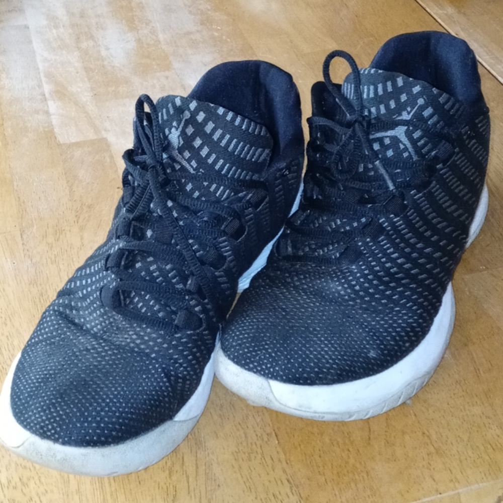 Mens shoes